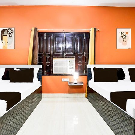 Hotel O R B Palace Bénarès Extérieur photo