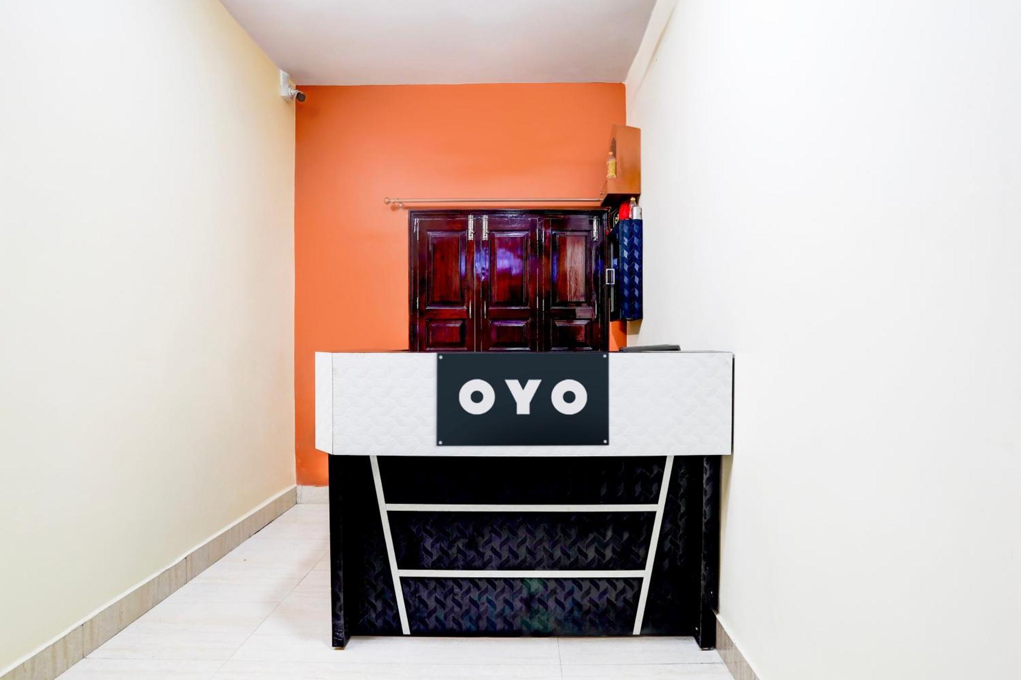 Hotel O R B Palace Bénarès Extérieur photo